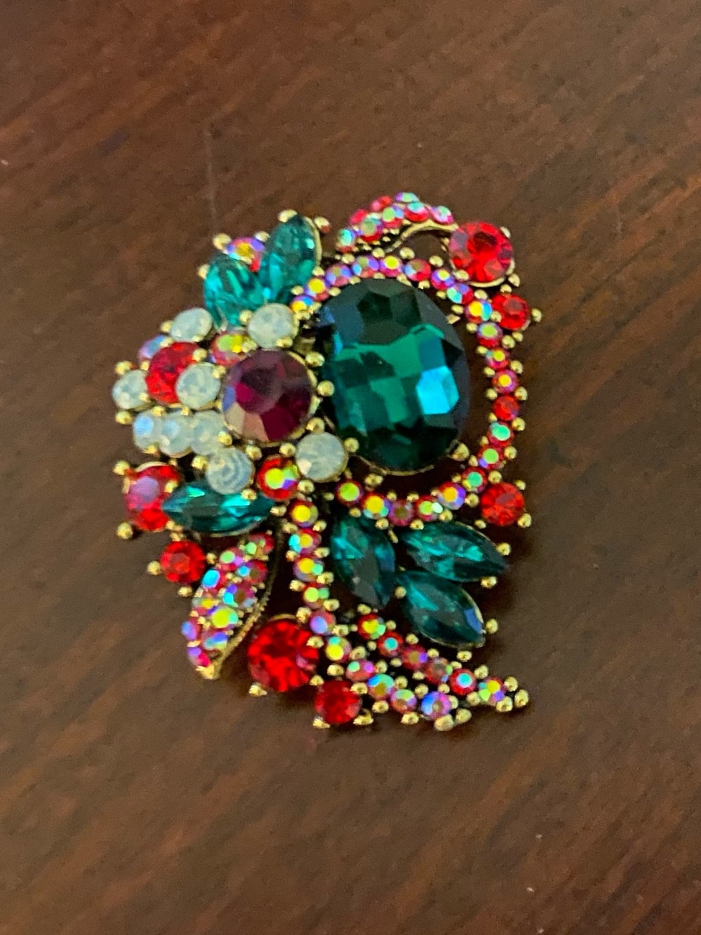 Vintage Christmas Rhinestone Cluster Brooch w/ Aurora Borealis Accents